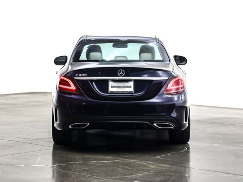 Used 2020 Mercedes-Benz C 300 Sedan image 4