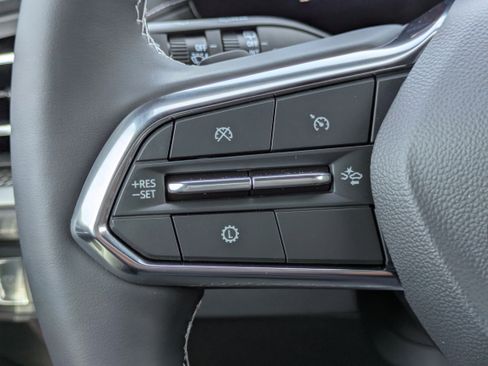 New 2026 Chevrolet Traverse LT FWD image 18