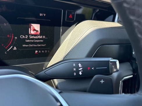 New 2026 GMC Yukon XL Denali AWD/4WD image 19