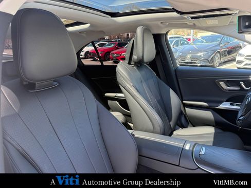 Certified 2025 Mercedes-Benz E 350 4MATIC Sedan image 31