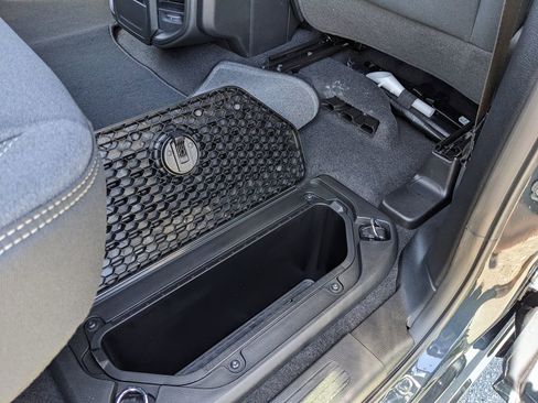 New 2026 RAM 1500 Express RWD image 39