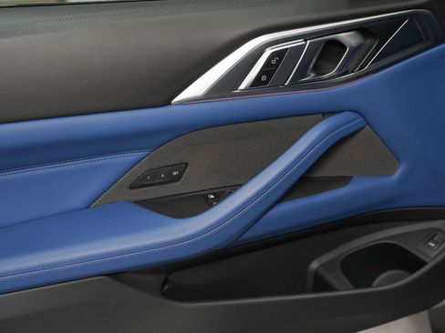 Used 2021 BMW M4 Coupe w/ M Carbon Exterior Package image 40