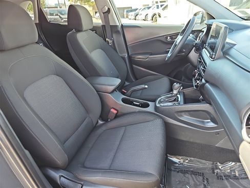 Used 2023 Hyundai Kona SEL image 10