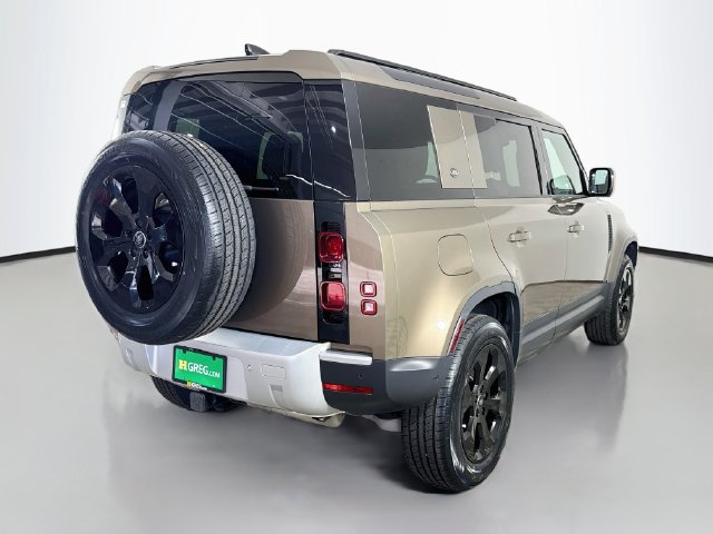 Used 2024 Land Rover Defender 110 S AWD/4WD image 10