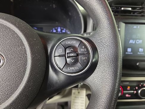 Used 2020 Kia Soul LX FWD image 24