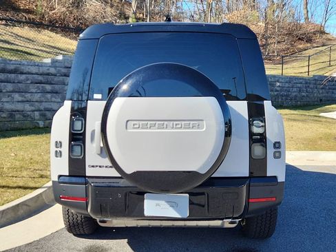 New 2026 Land Rover Defender 130 S AWD/4WD image 7