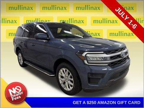 Certified 2023 Ford Expedition XLT RWD image 1