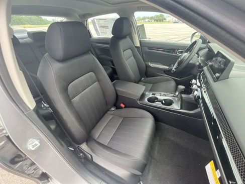 Used 2024 Honda Civic EX image 31