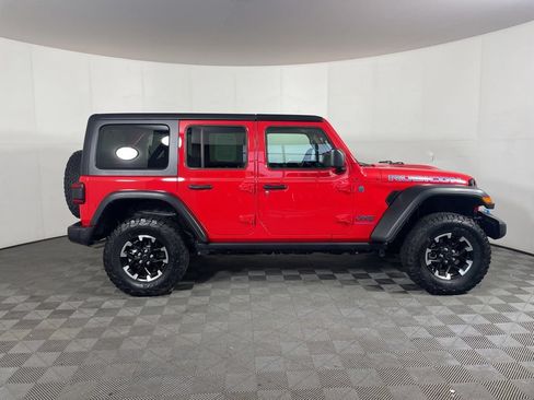 Certified 2025 Jeep Wrangler Unlimited Rubicon 4xe w/ Convenience Group AWD/4WD image 2