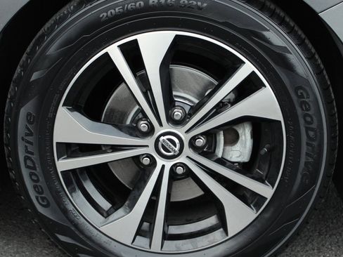 Certified 2020 Nissan Sentra SV image 11