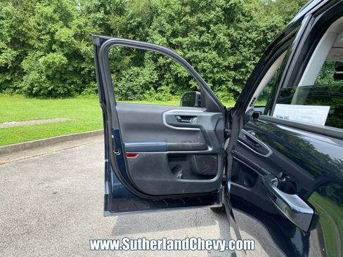 Used 2021 Ford Bronco Sport Outer Banks w/ Outer Banks Package AWD/4WD image 12