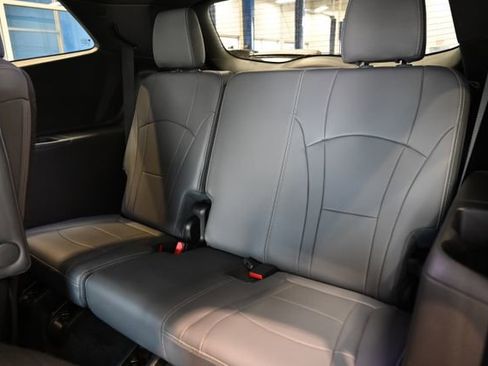 Used 2023 Buick Enclave Essence w/ LPO, Touring Package image 12