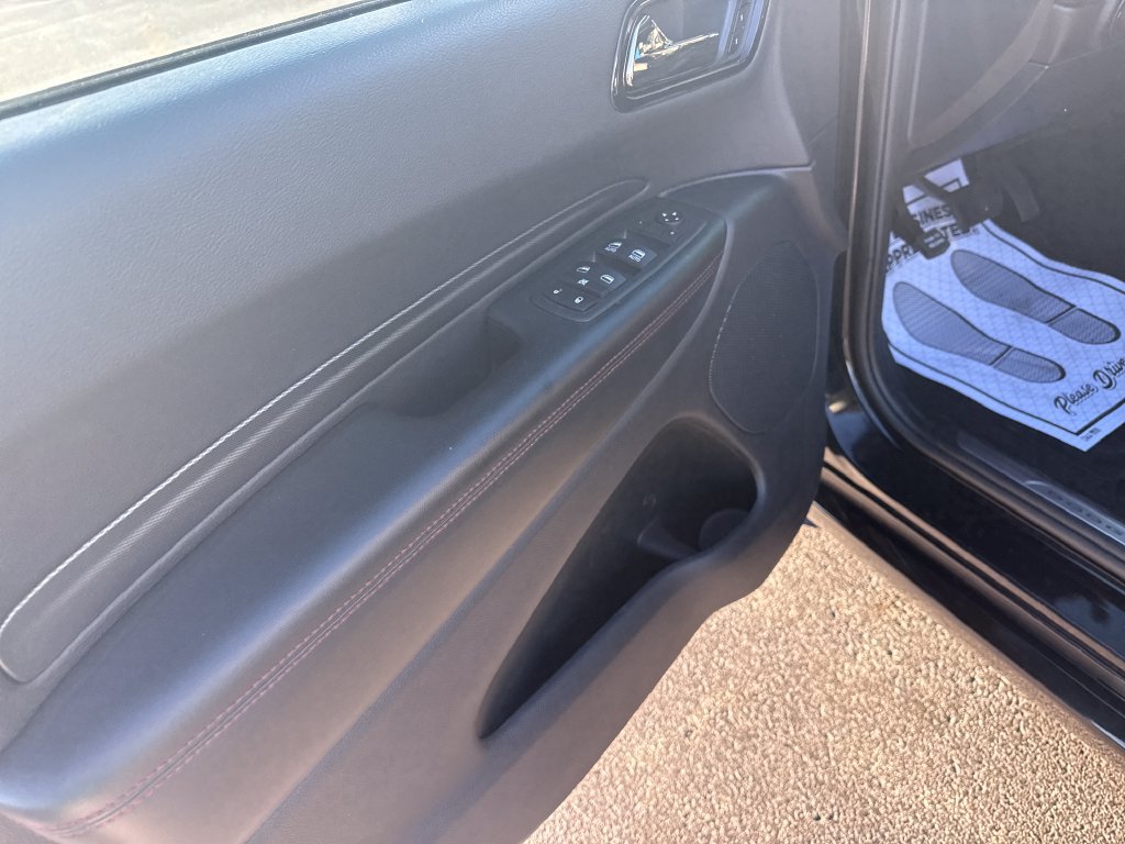 Used 2025 Dodge Durango GT AWD/4WD image 14