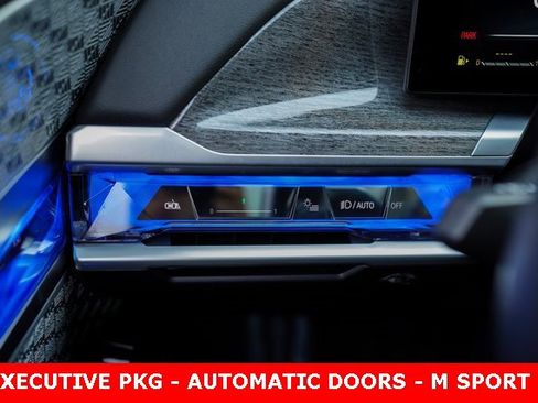 Used 2023 BMW 760i xDrive 760i xDrive w/ Executive Package image 29