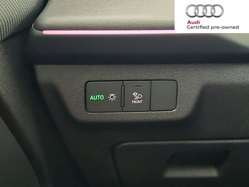 Certified 2026 Audi Q3 quattro 2.0T w/ 20" Wheel Package AWD/4WD image 38