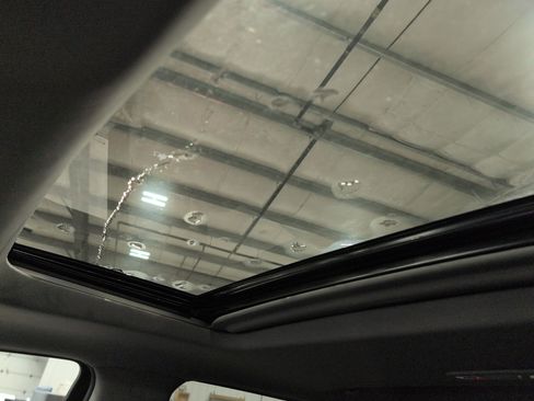 Used 2019 GMC Sierra 1500 SLT w/ SLT Premium Plus Package image 11