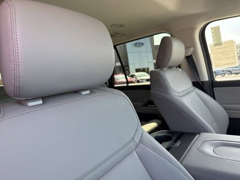 New 2026 Ford Expedition Max Active image 16