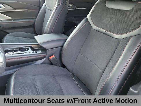 Used 2025 Ford Explorer ST AWD/4WD image 11