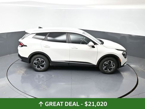 Used 2024 Kia Sportage LX image 43