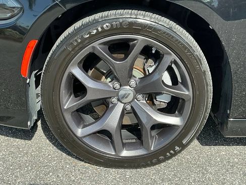 Used 2022 Dodge Charger R/T w/ Blacktop Package RWD image 31