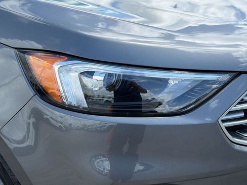 Used 2023 Ford Edge Titanium AWD/4WD image 12