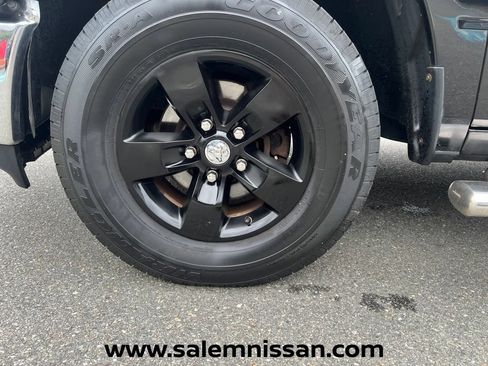 Used 2016 RAM 1500 Classic SLT AWD/4WD image 25