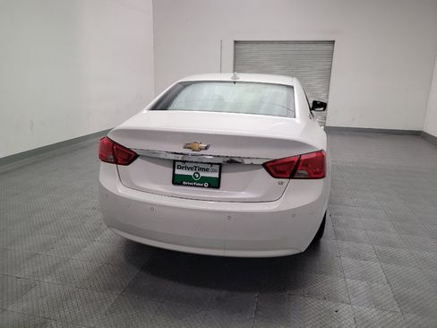 Used 2016 Chevrolet Impala LT w/ Convenience Package FWD image 7
