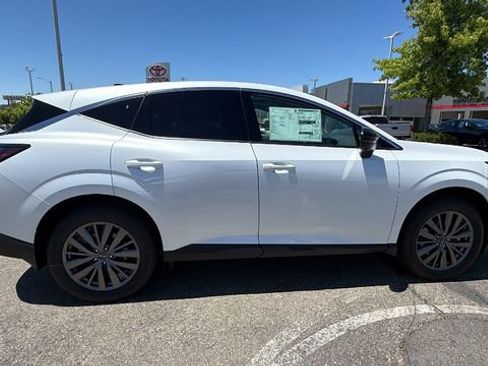 New 2026 Nissan Murano SL w/ Comfort Package AWD/4WD image 3