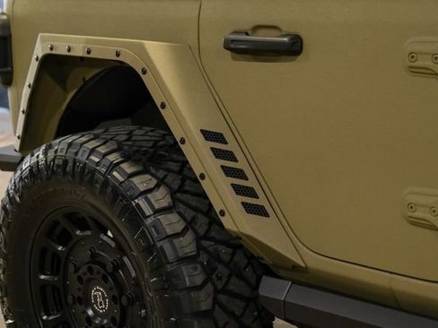 Used 2025 Jeep Wrangler Unlimited Rubicon 392 image 42