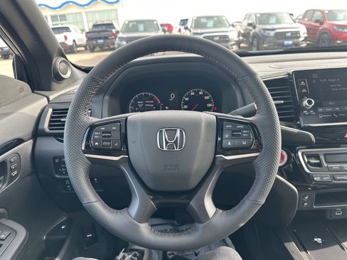 Used 2026 Honda Ridgeline Black Edition image 44