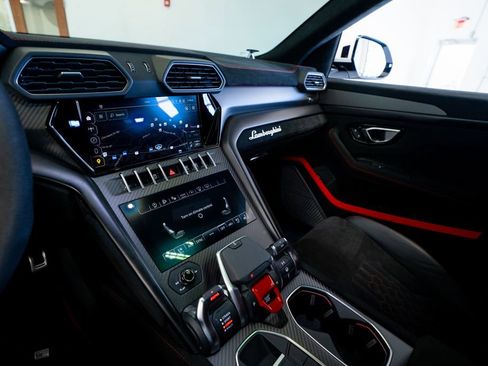 Used 2024 Lamborghini Urus Performante image 49