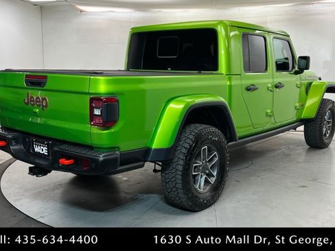 Used 2025 Jeep Gladiator Mojave AWD/4WD image 5