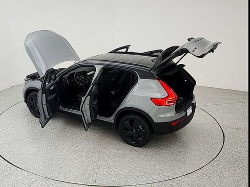 New 2026 Volvo XC40 B5 Ultra w/ Climate Package AWD/4WD image 41