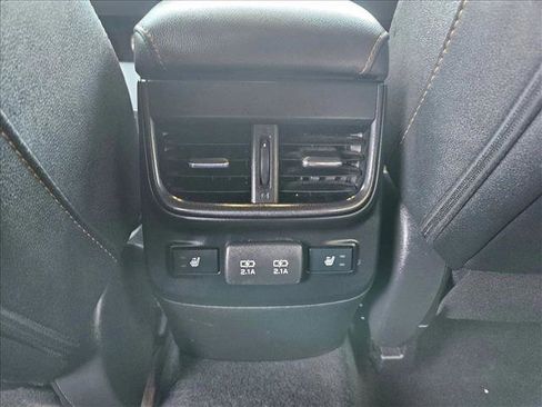 Used 2022 Subaru Outback Wilderness w/ Wilderness Package AWD/4WD image 18