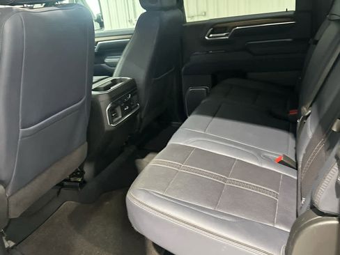 Used 2024 Chevrolet Silverado 2500 High Country w/ High Country Premium Package AWD/4WD image 15