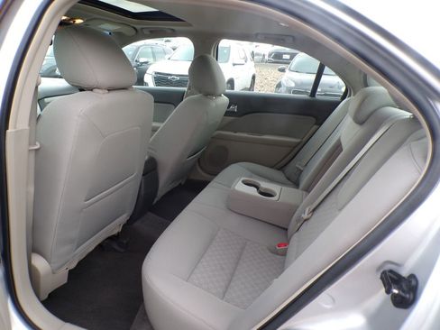 Used 2012 Ford Fusion SE FWD image 19