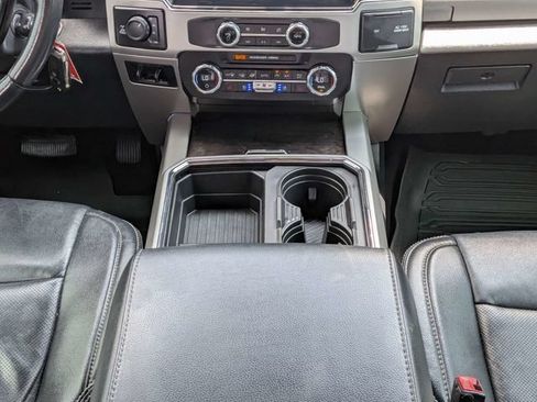 Used 2022 Ford F250 Lariat w/ Chrome Package AWD/4WD image 17