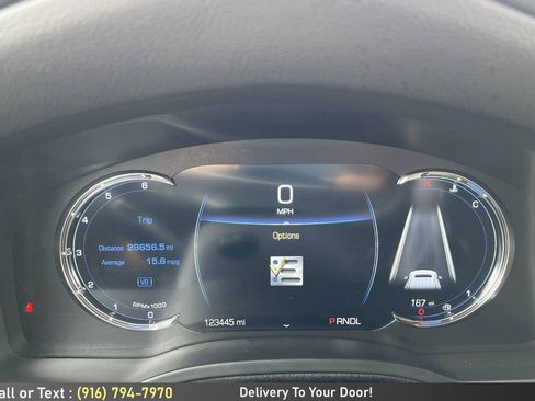 Used 2020 Cadillac Escalade ESV Premium Luxury AWD/4WD image 21