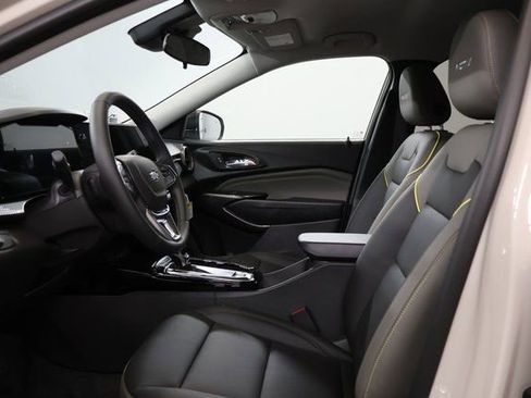 New 2026 Chevrolet Trax ACTIV w/ Driver Confidence Package FWD image 11