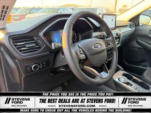 Used 2024 Ford Escape Active FWD image 19