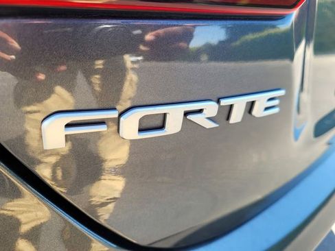 Used 2022 Kia Forte LXS image 26