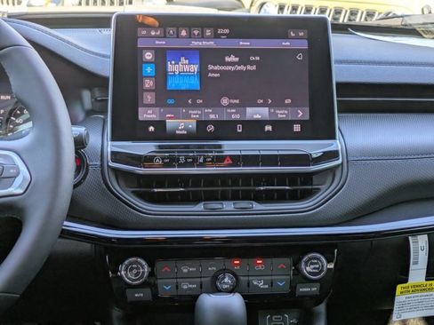 New 2026 Jeep Compass Latitude w/ Sun and Sound Group image 16