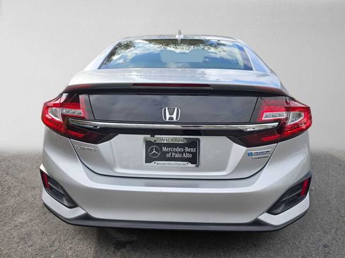 Used 2021 Honda Clarity Touring image 4