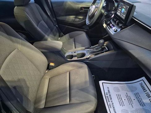 Used 2023 Toyota Corolla LE FWD image 18