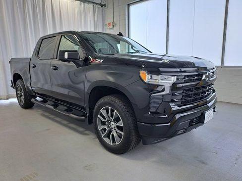 Used 2024 Chevrolet Silverado 1500 RST AWD/4WD image 4