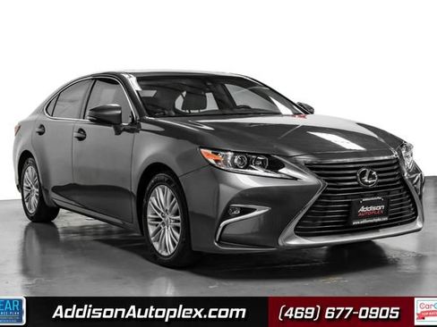 Used 2016 Lexus ES 350 w/ Premium Package w/Wood Trim FWD image 1