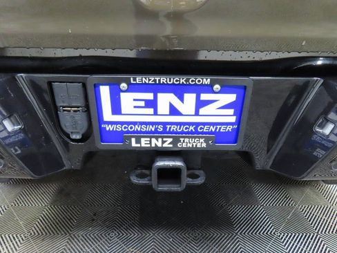 Used 2025 GMC Hummer EV 2X image 46