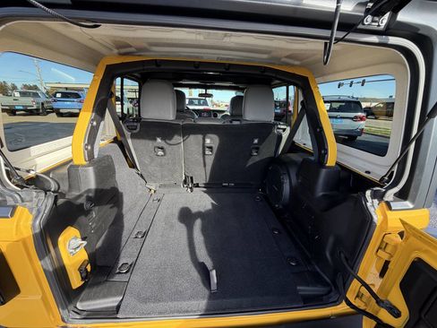 Used 2018 Jeep Wrangler Unlimited Sport S image 20