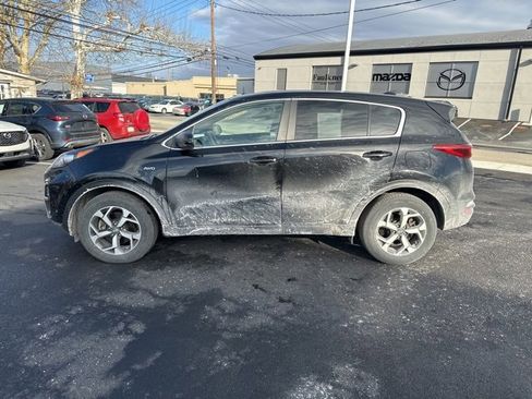 Used 2021 Kia Sportage LX image 4