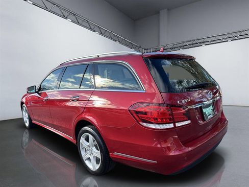 Used 2014 Mercedes-Benz E 350 4MATIC Wagon image 5